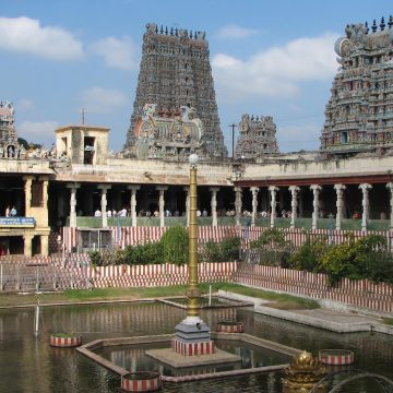 Temple_de_Mînâkshî01 மீனாட்சி கோயில் கும்பாபிஷேகத்தில் அன்னதானம்: உணவுப்பாதுகாப்புத்துறை சான்றிதழ் கட்டாயம்