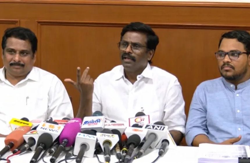 paranthaman சட்டமன்றத்திலும் முதல்வர் விஜய் நடிக்கிறார்: பரந்தாமன் விமர்சனம்
