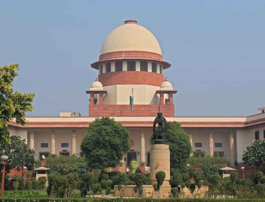 supreme court தலைமை தேர்தல் ஆணையர் மீது குற்றவியல் நடவடிக்கை எடுக்க கோரி உச்ச நீதிமன்றத்தில் பொதுநல மனு