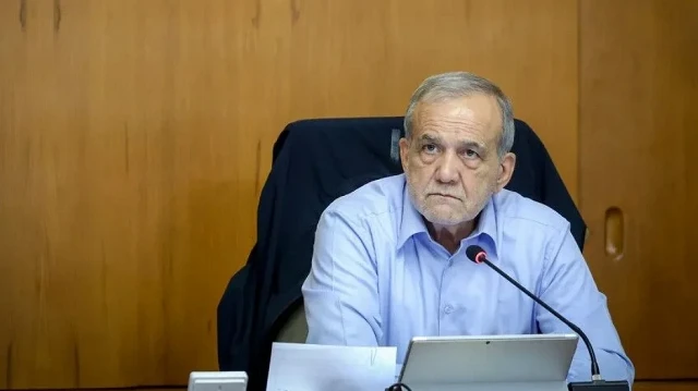 bd479956-iranian-president-warns-us-israeli-war-destroying-ecosystems போர் சுற்றுச்சூழல் அழிவை ஏற்படுத்துகிறது: ‘சுற்றுச்சூழல் இனப்படுகொலை’ என ஈரான் அதிபர் கவலை