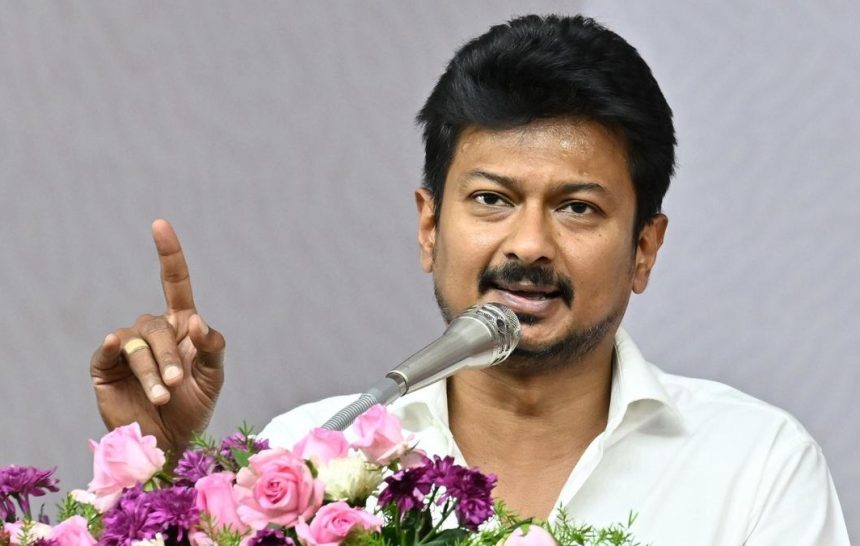 udhayanithi 2 துவரம் பருப்பு கொள்முதல் விலையில் உண்மையை மறைப்பதா?: உதயநிதி ஸ்டாலின் குற்றச்சாட்டு